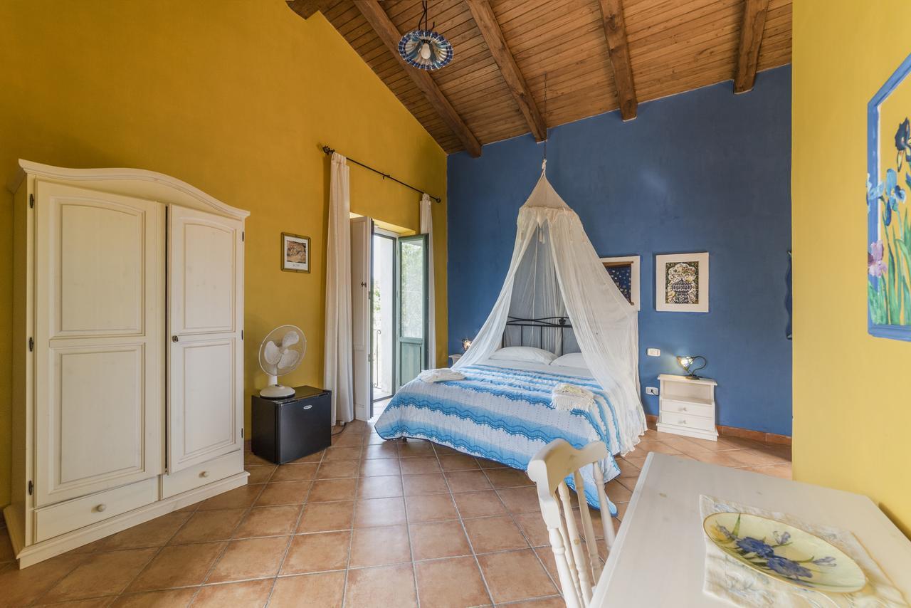 Country House Araba Phoenix Castellabate Buitenkant foto